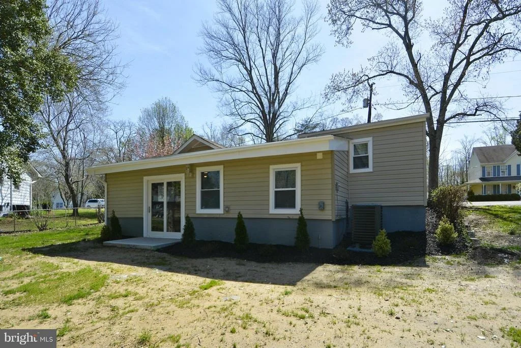 Photo of 2808 GLEN ISLE ROAD