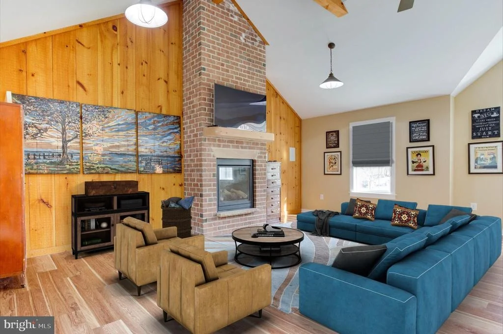 Photo of 12500 PERRYWOOD LANE