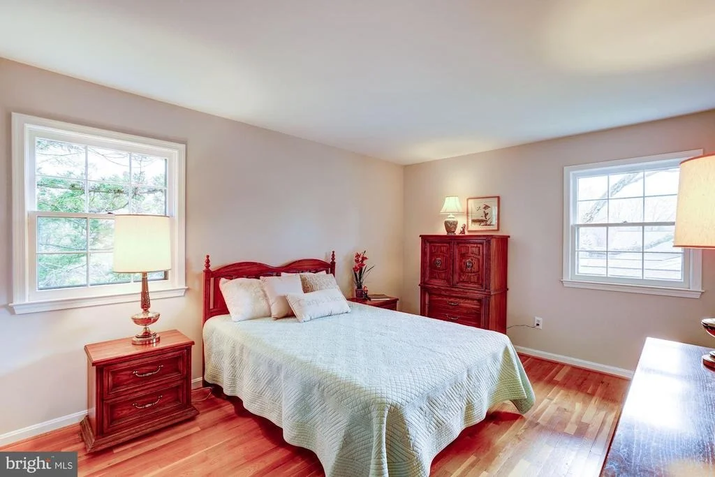Photo of 2507 W MEREDITH DRIVE