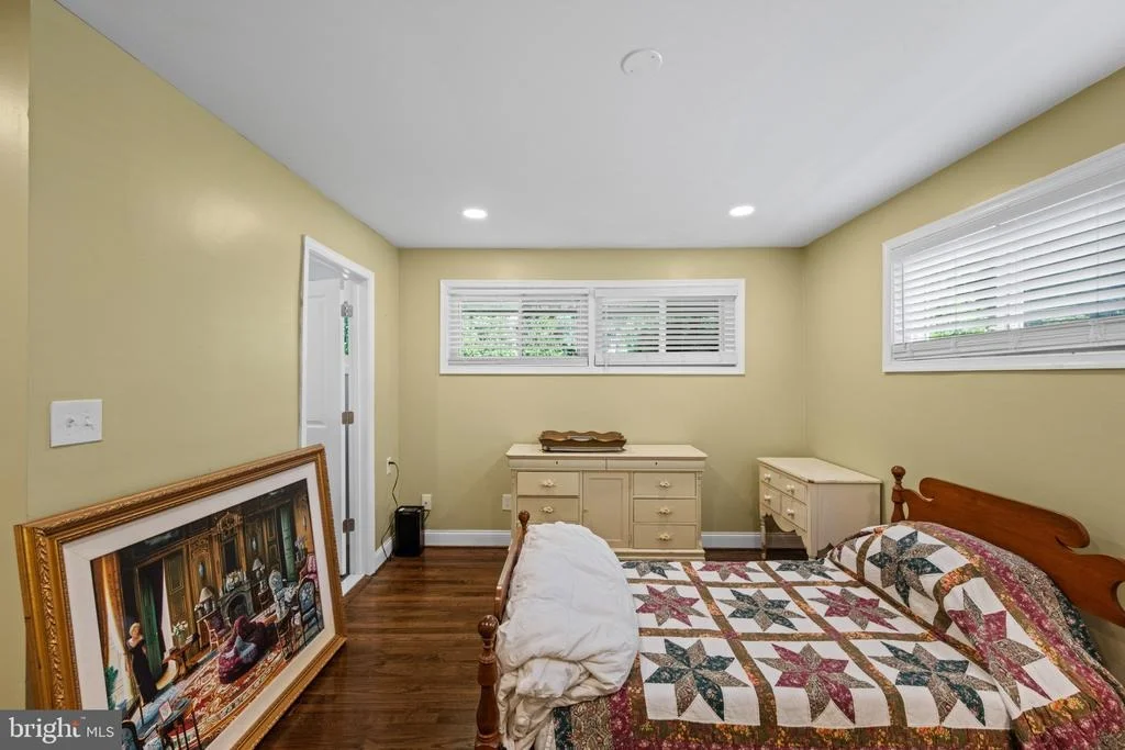 Photo of 803 JOPPA ROAD W