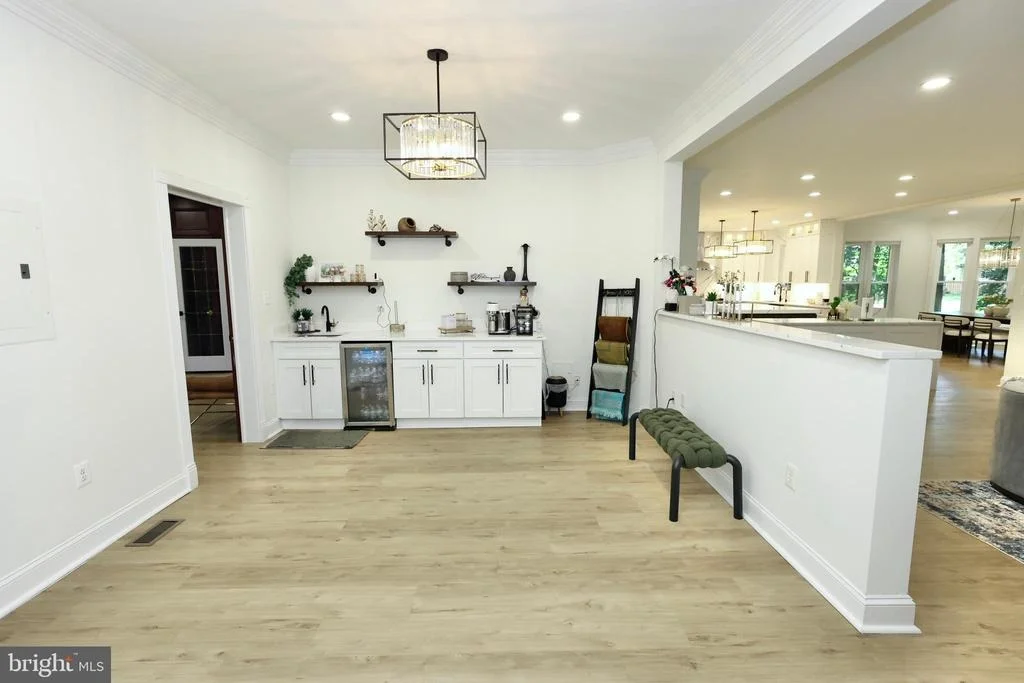 Photo of 6403 BURKE WOODS DRIVE
