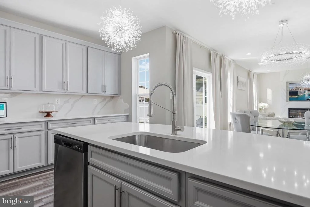Photo of 23324 LINDSAY DRIVE