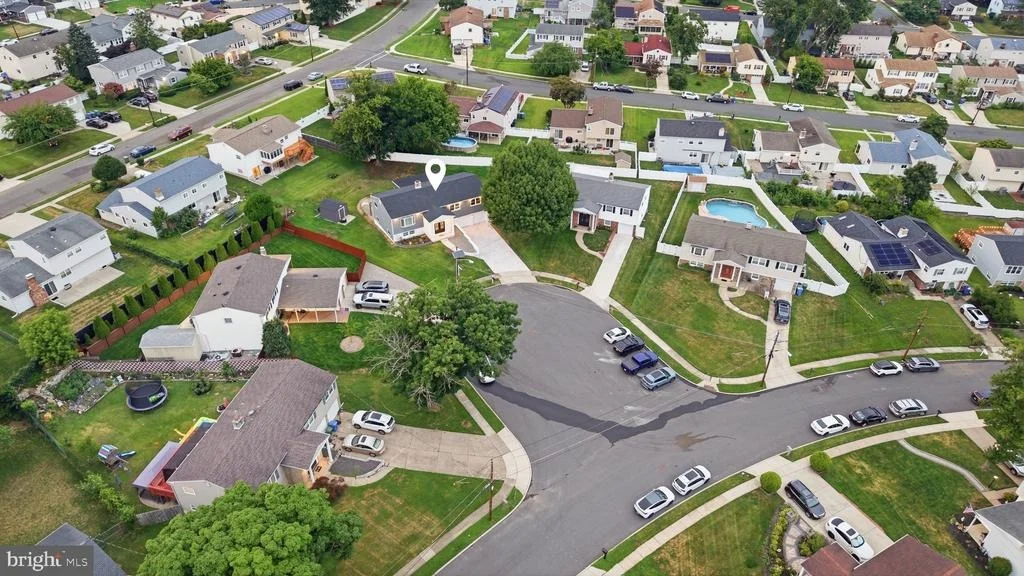 Photo of 9 BUCKNELL DRIVE