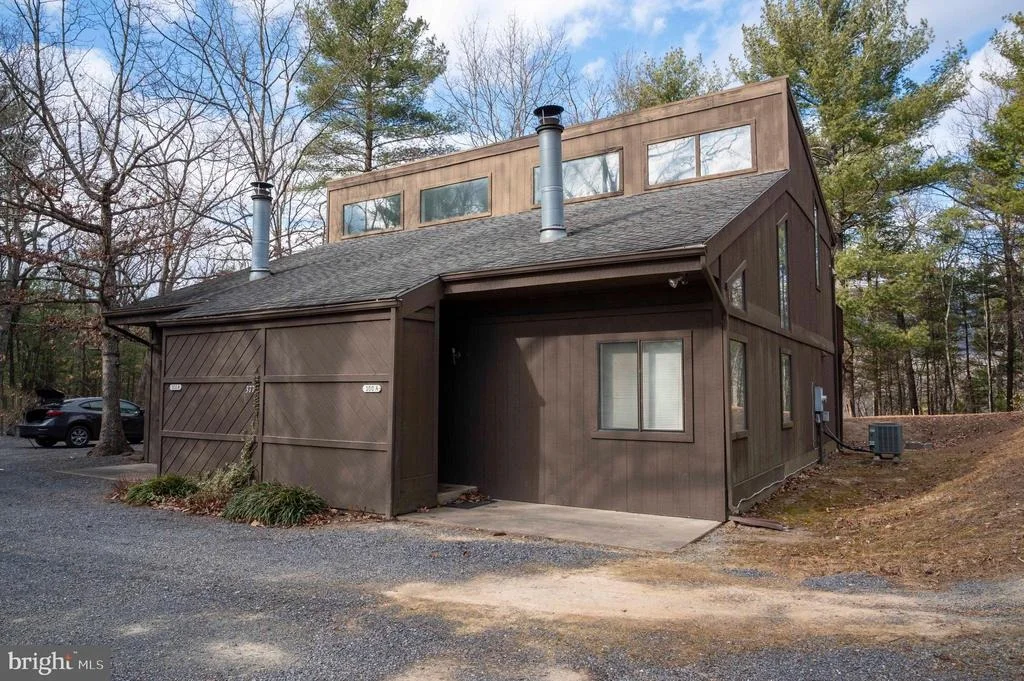 Photo of Unit 100AB at 377 SPITZ