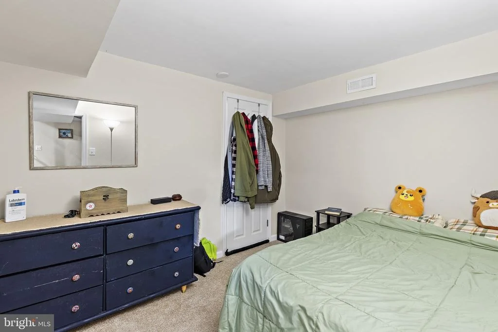 Photo of 5312 W HEAPS ROAD