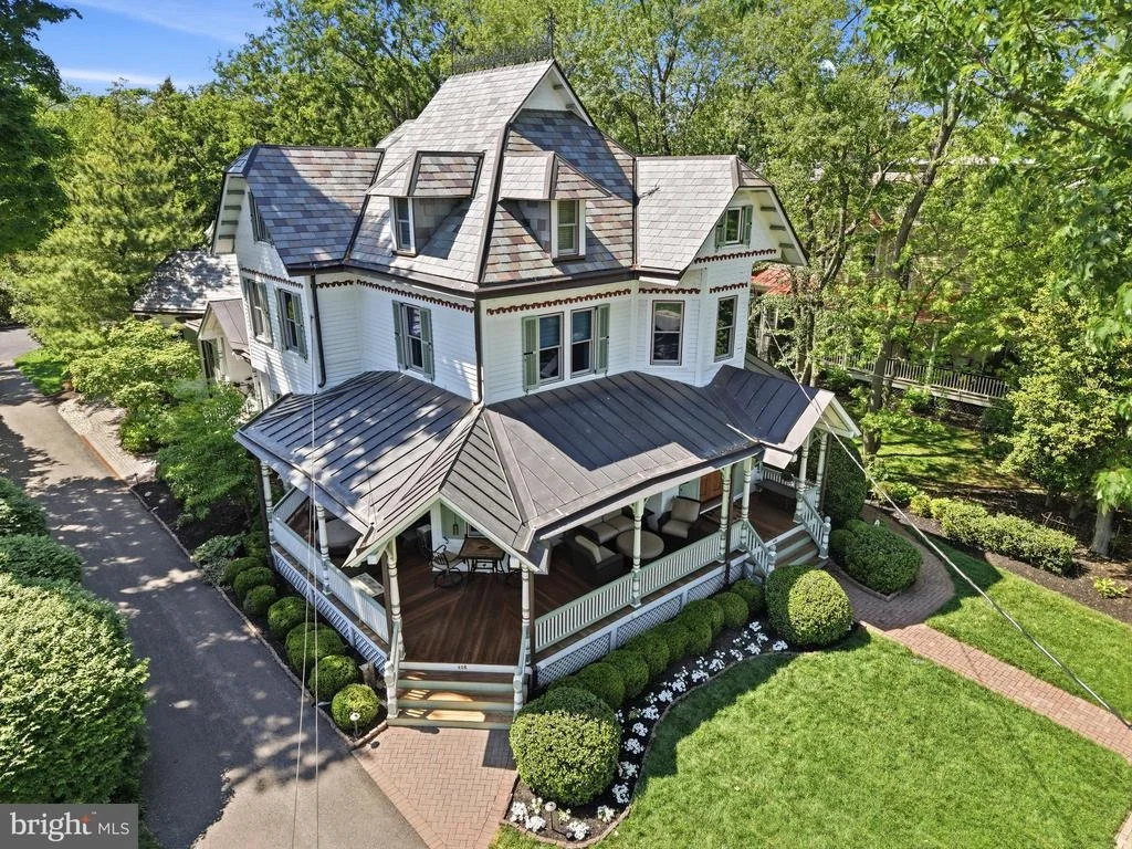 Photo of 406 WASHINGTON AVENUE