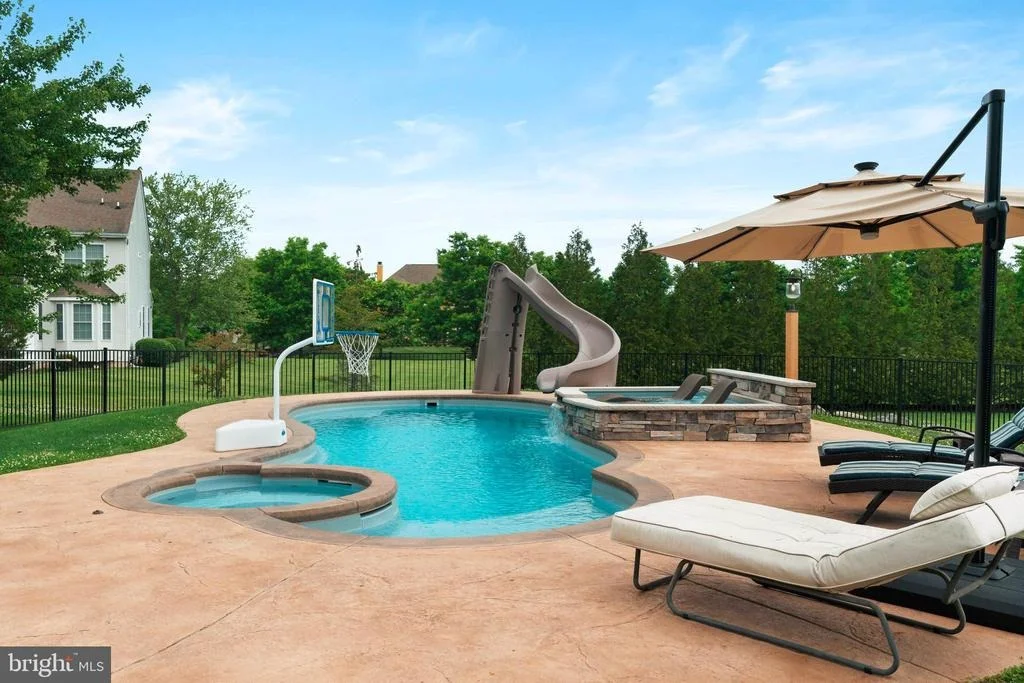 Photo of 4 COPPERLEAF COURT