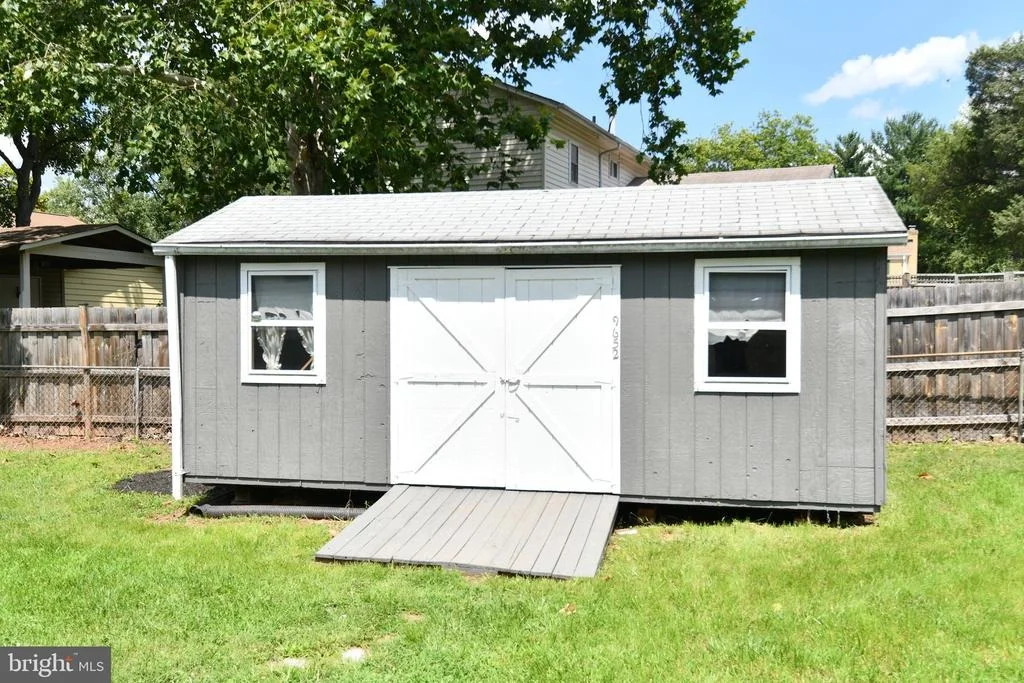 Photo of 9652 MACGREGOR COURT