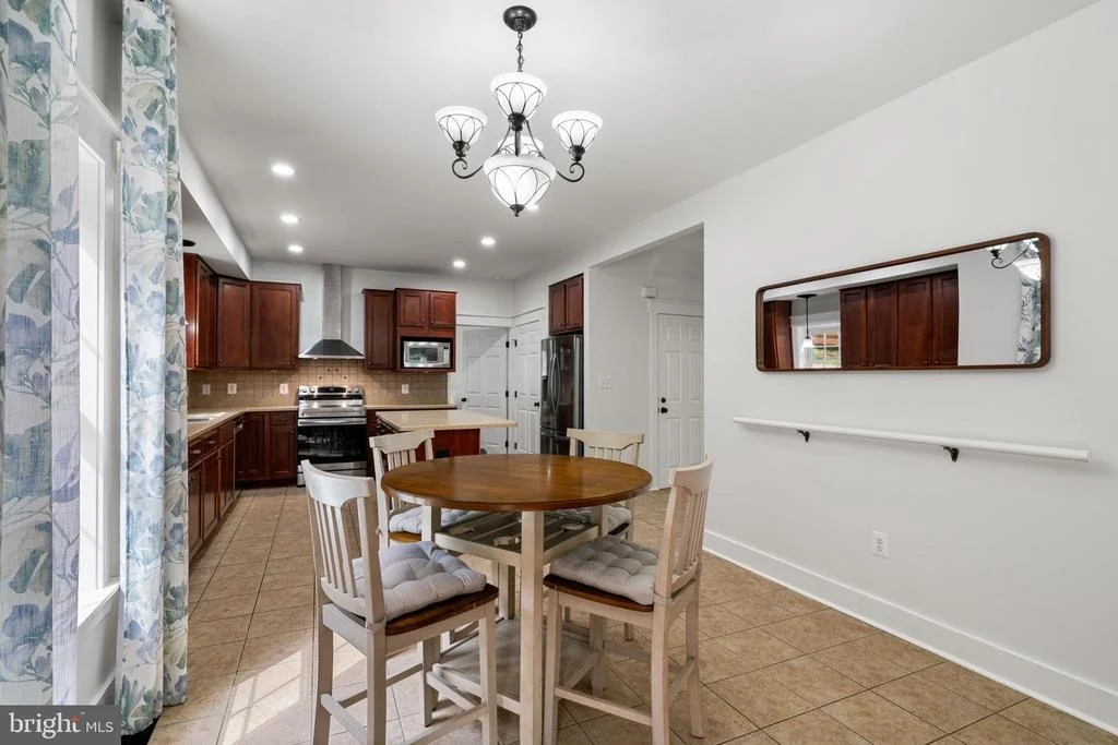 Photo of 208 MARKHAM FARM ROAD
