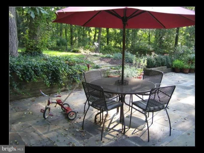 Photo of 1130 CAMERON ROAD