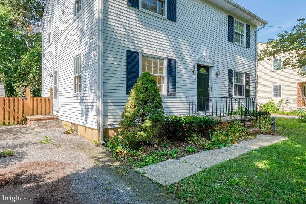 Photo of 318 BEACH DRIVE
