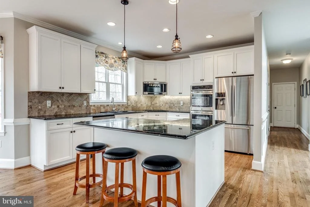 Photo of 7872 SLY FOX LANE