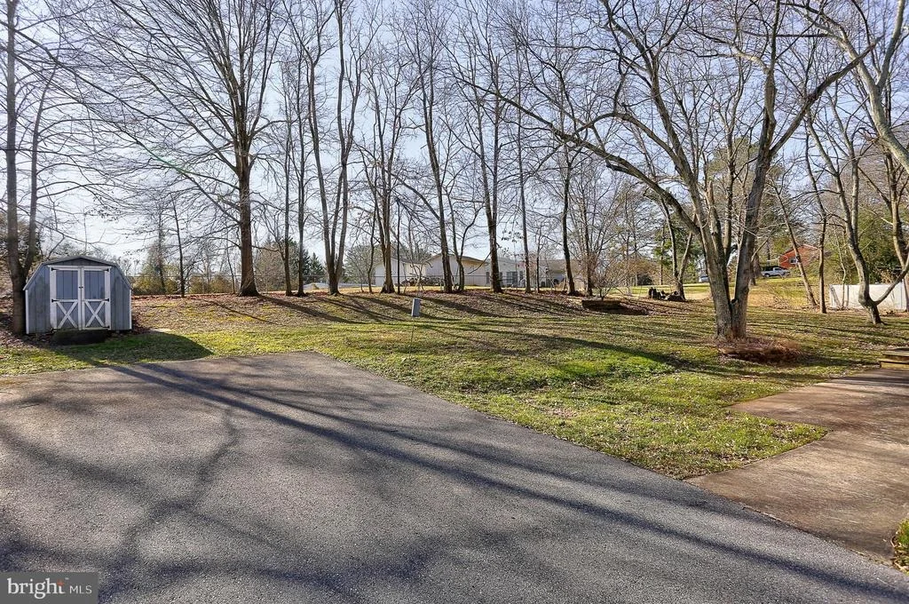 Photo of 6105 WINDHAM ROAD