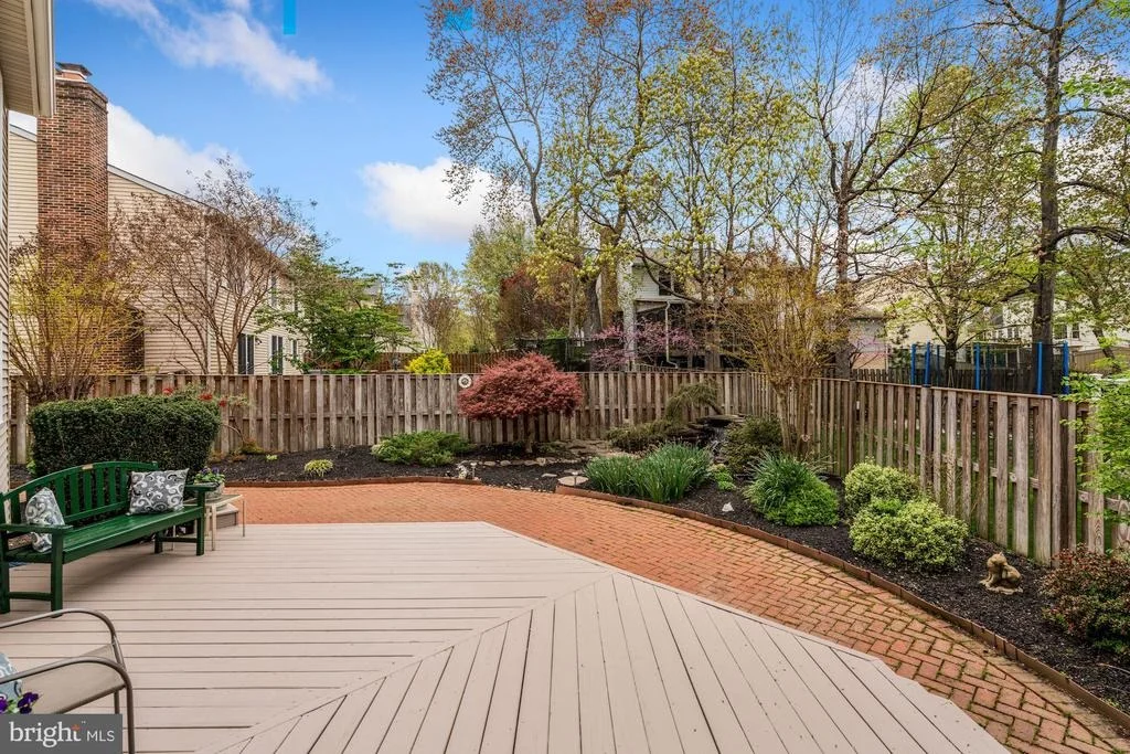 Photo of 6826 SILVER ANN DRIVE