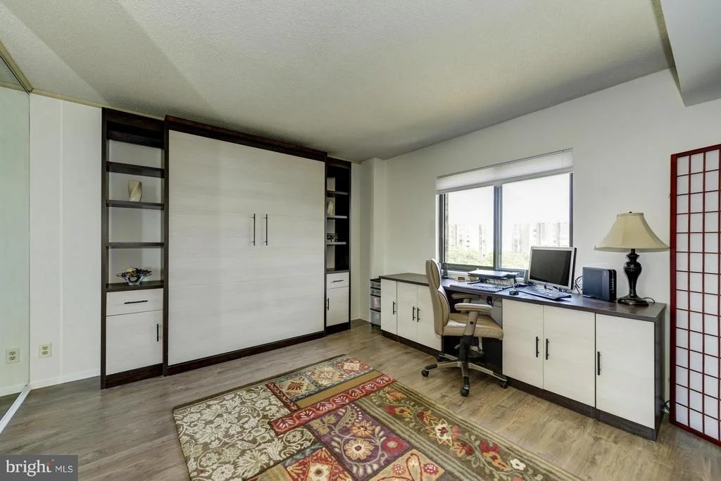 Photo of Unit 908 at 5902 MOUNT EAGLE DRIVE