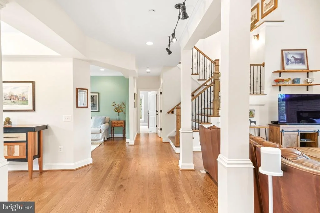 Photo of 8812 YELLOW SPRINGS ROAD