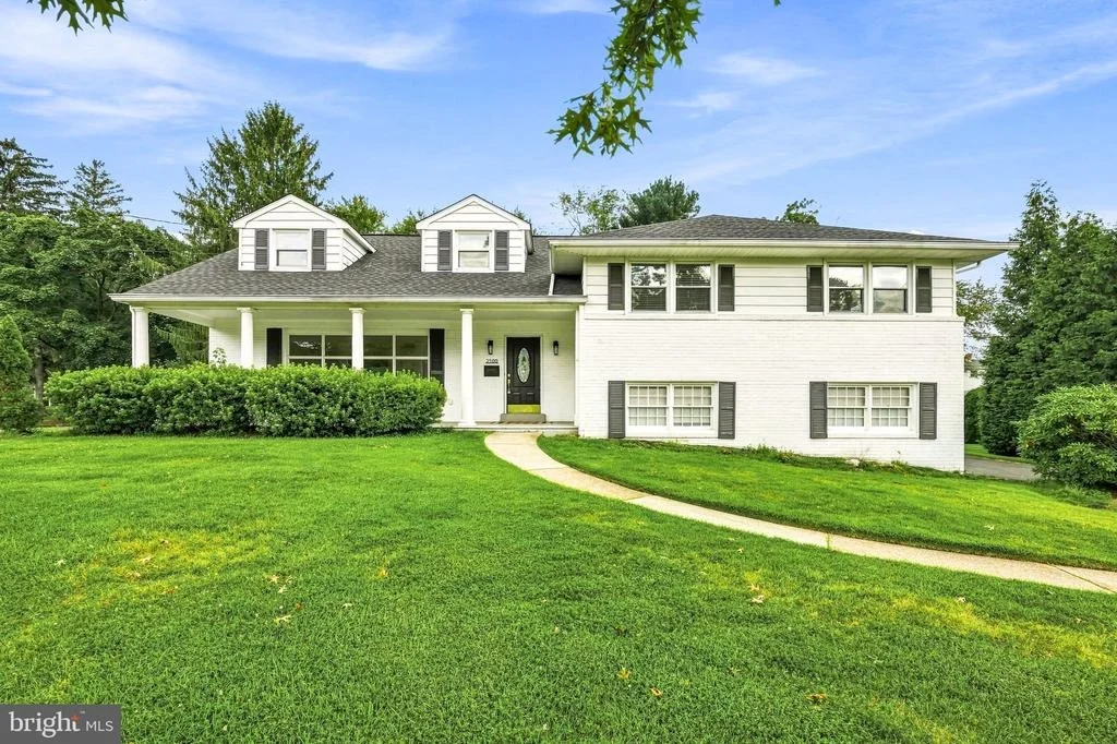 Photo of 2500 SALEM DRIVE