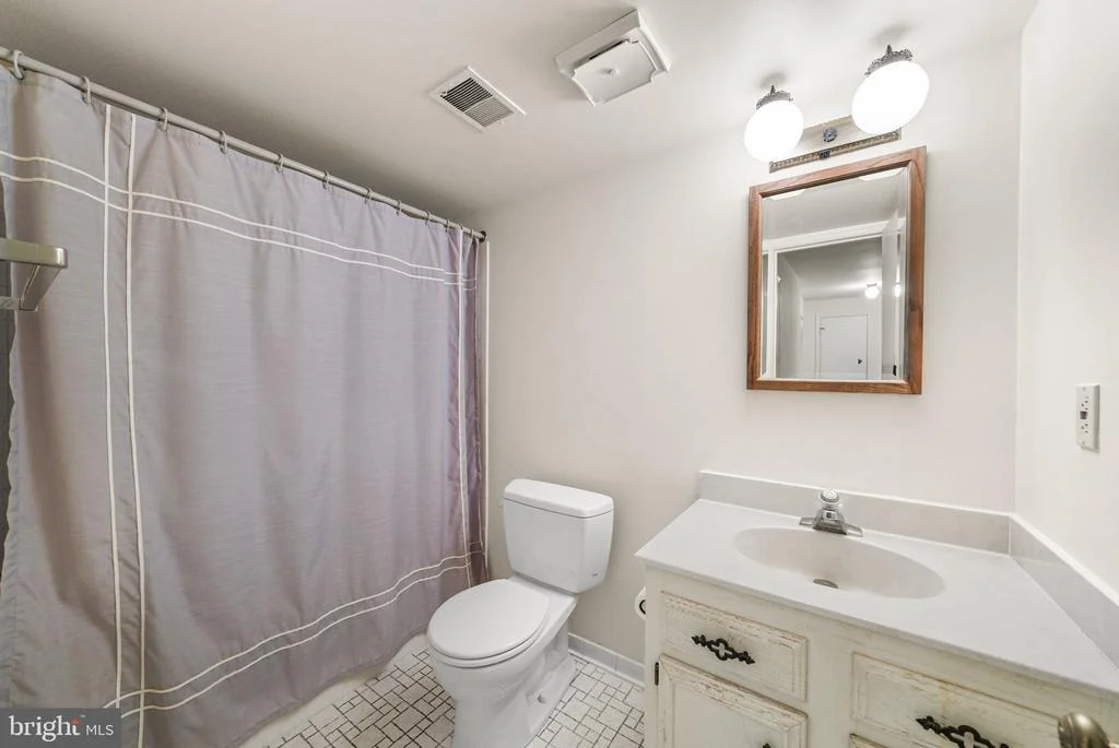 Photo of 6011 BURNSIDE LANDING DRIVE