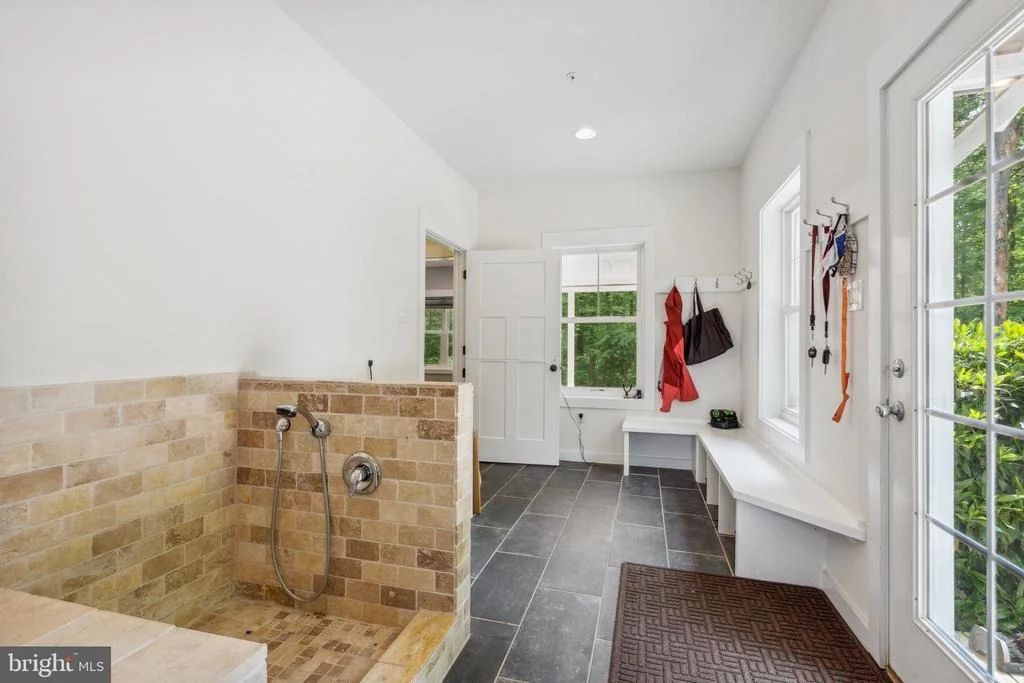 Photo of 803 NORWOOD ROAD