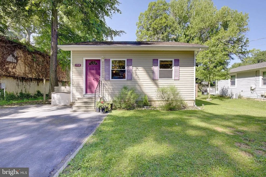 Photo of 1718 RIDGELY ROAD
