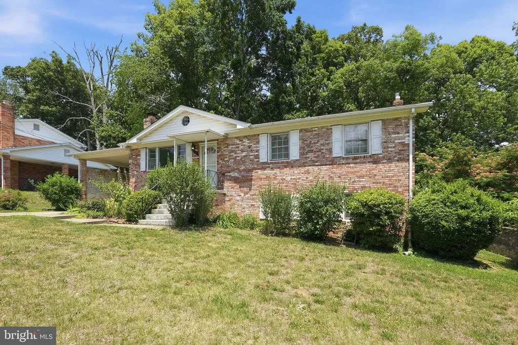 Photo of 2008 VALLEY VIEW DRIVE