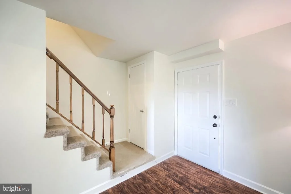 Photo of 27 COLONIAL DRIVE