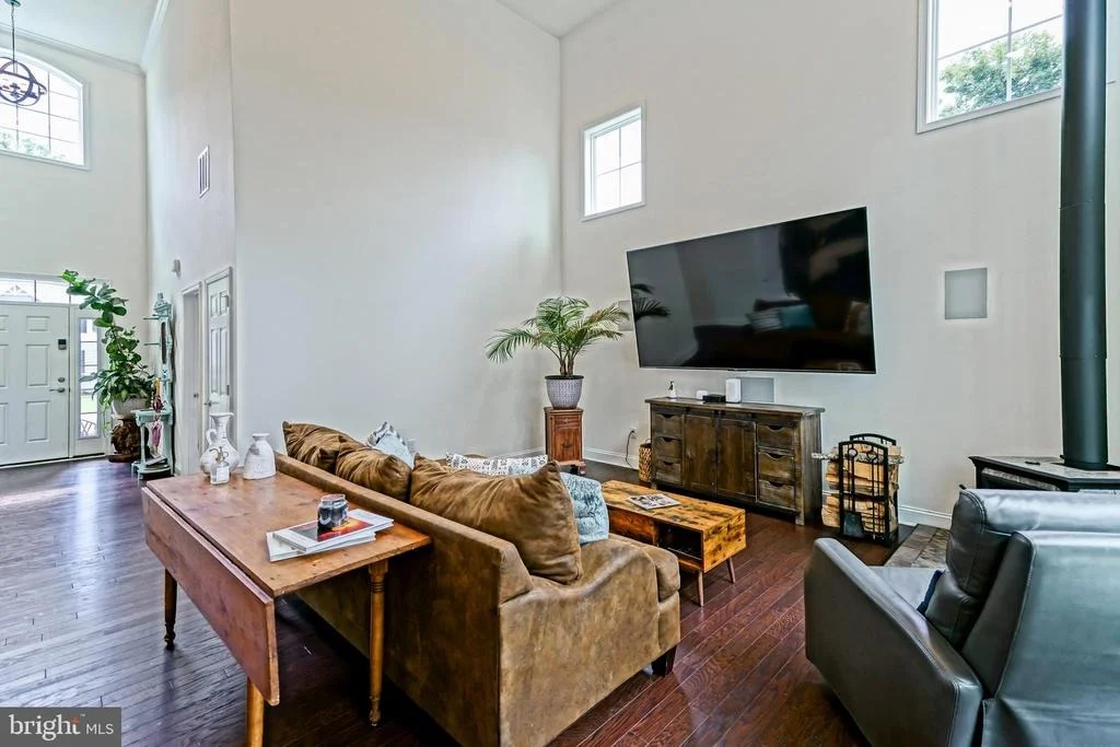 Photo of 19035 WINTERBERRY STREET