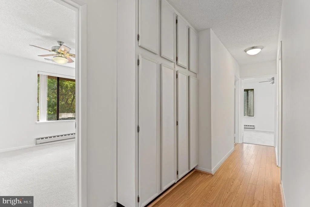 Photo of Unit 863E at 15301 PINE ORCHARD DRIVE