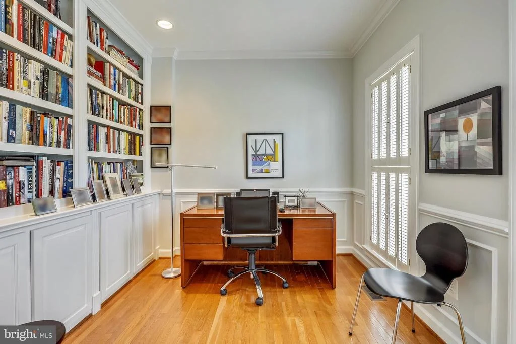 Photo of 17703 GLOBE THEATRE DRIVE