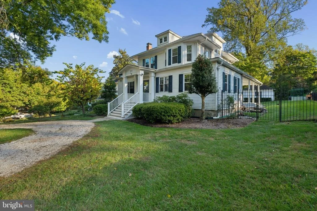 Photo of 2111 CARTERDALE ROAD