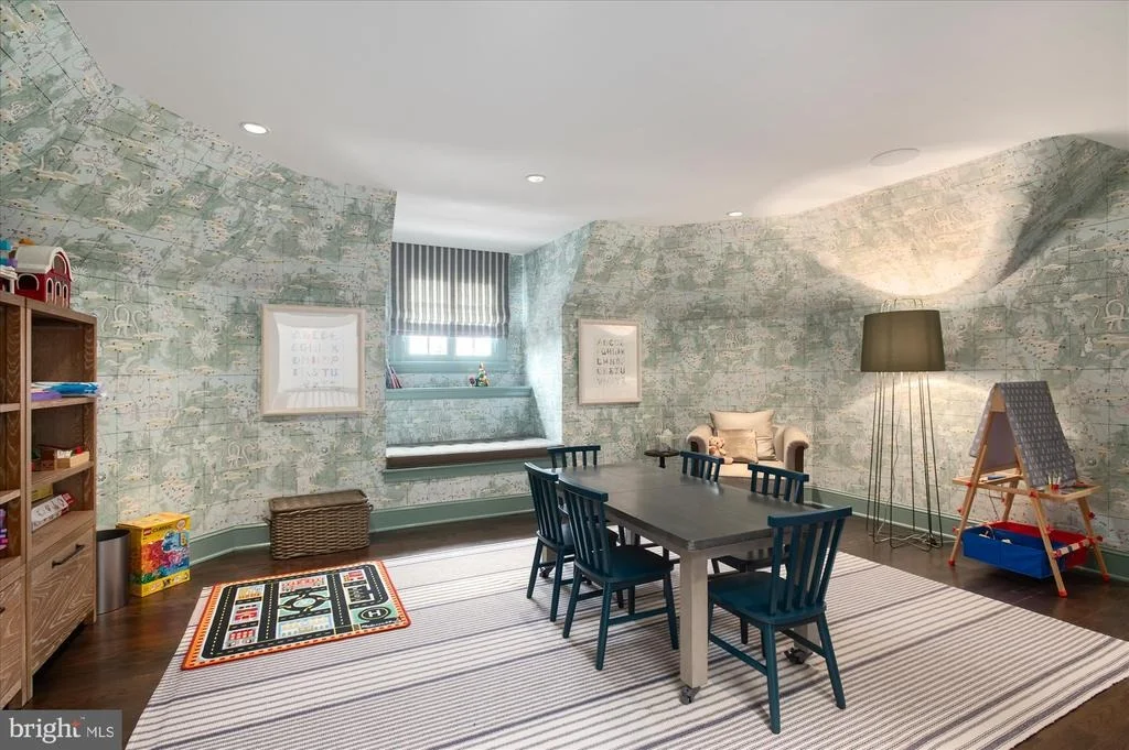 Photo of 1823 PHELPS PLACE NW
