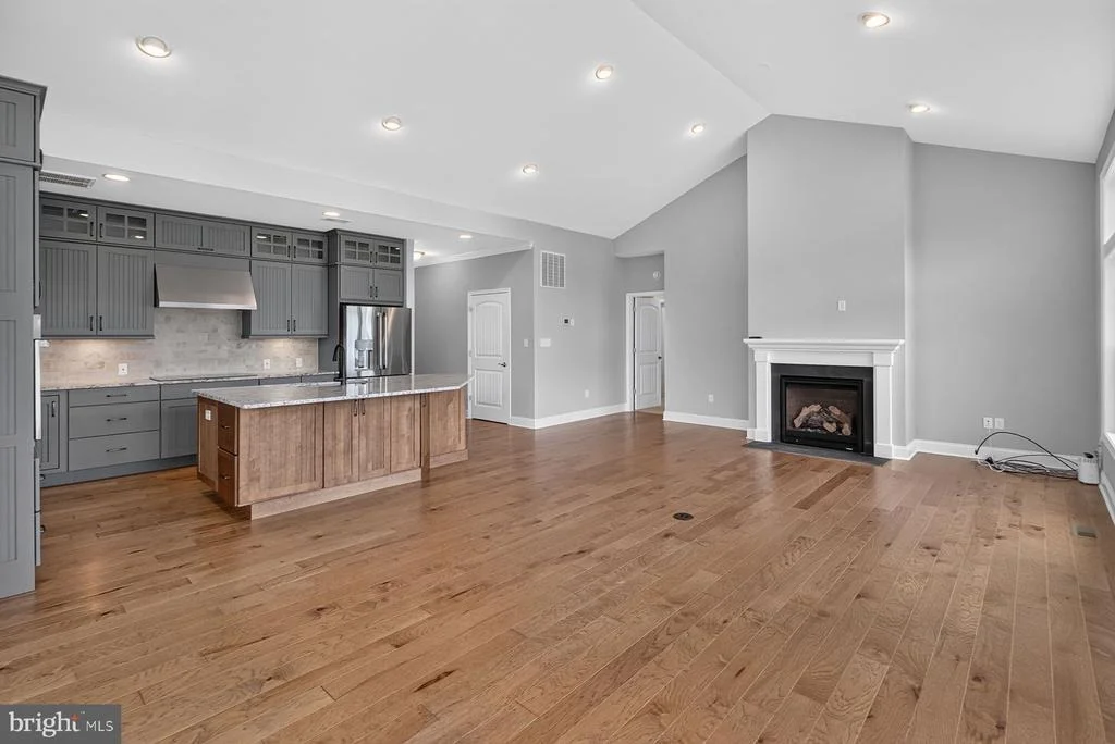 Photo of 24174 BUNTING CIRCLE