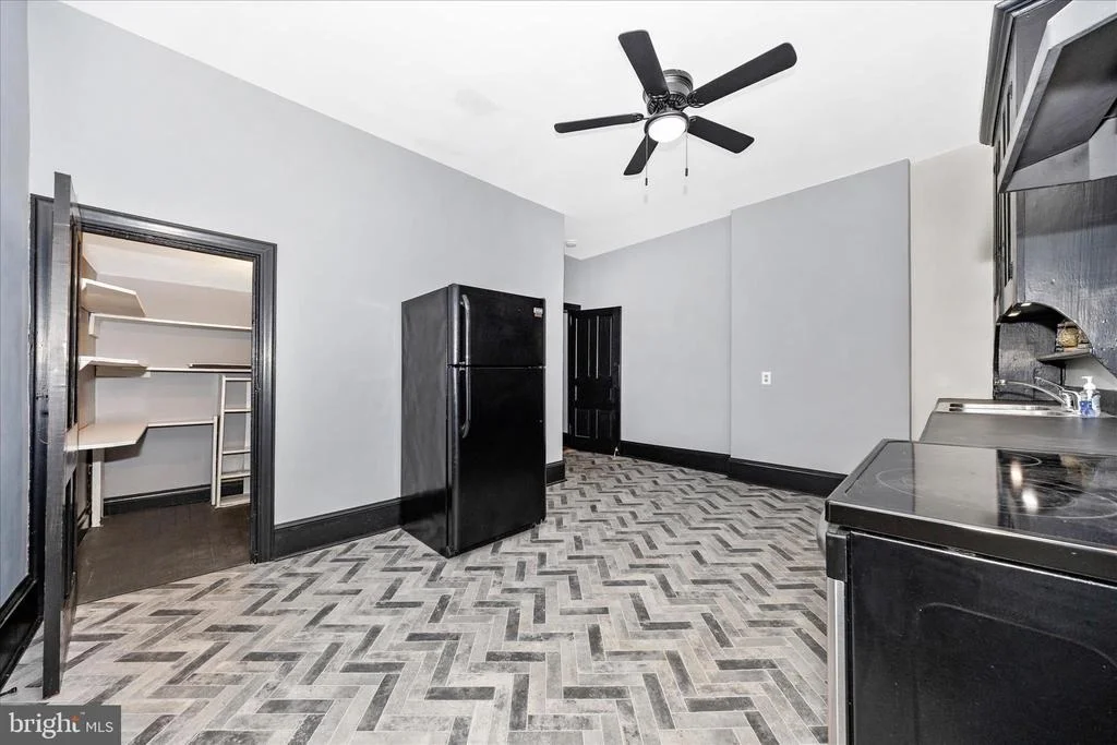 Photo of 519 SUMMIT AVENUE