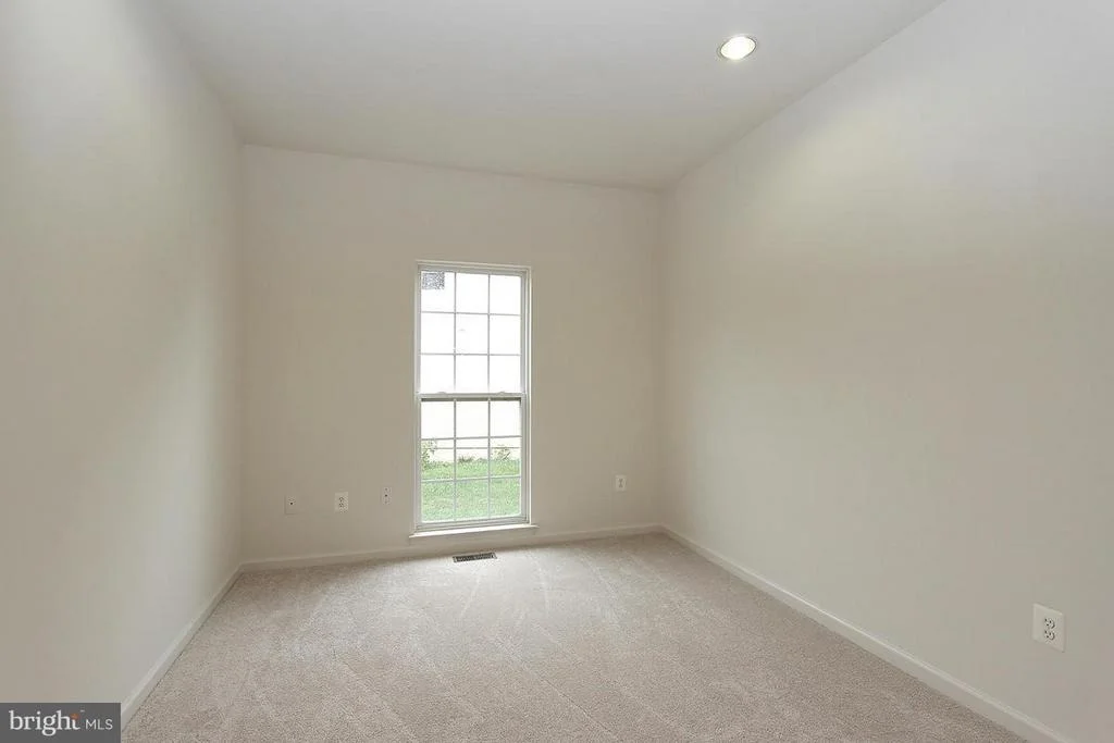 Photo of 11205 SUFFOLK DRIVE