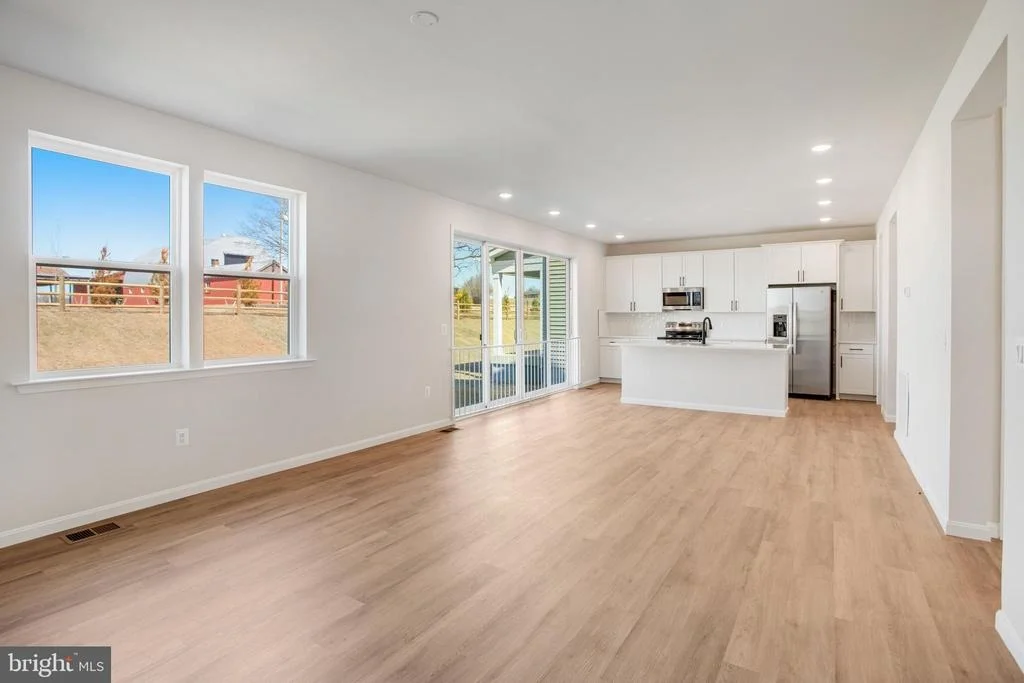 Photo of 611 CLOVER LANE