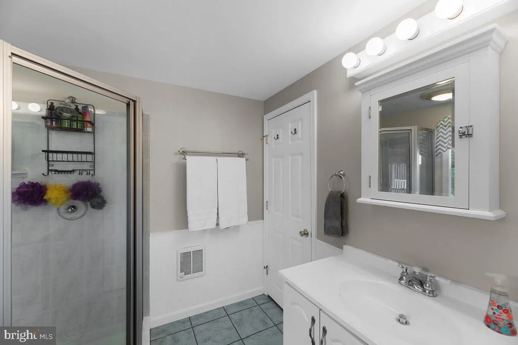 Photo of 607 REST AVENUE