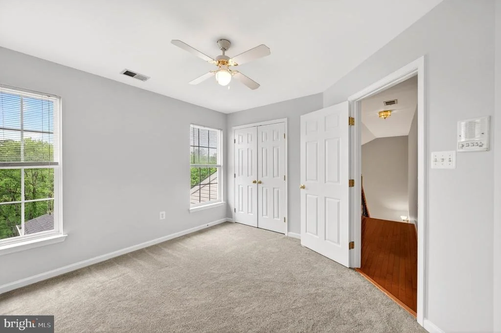 Photo of 8 N POINTE TERRACE