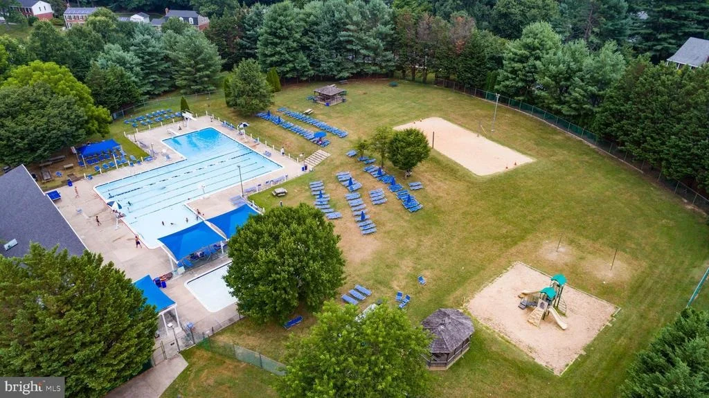 Photo of 15304 WATERGATE ROAD