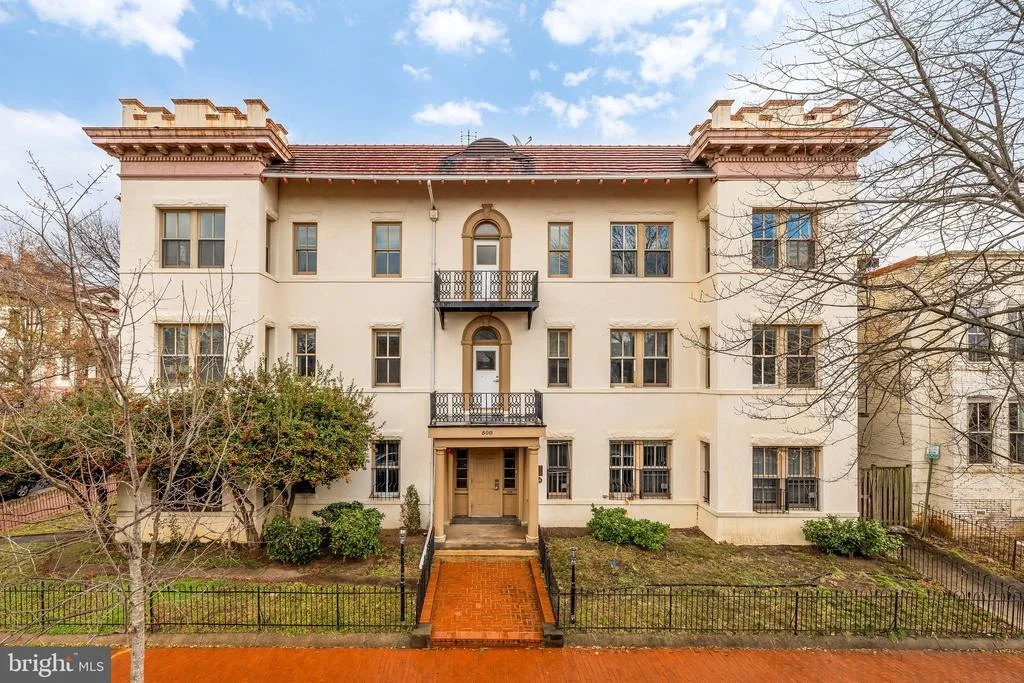 Photo of 500 9TH STREET SE