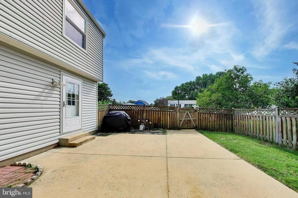 Photo of 9152 BURKE ROAD