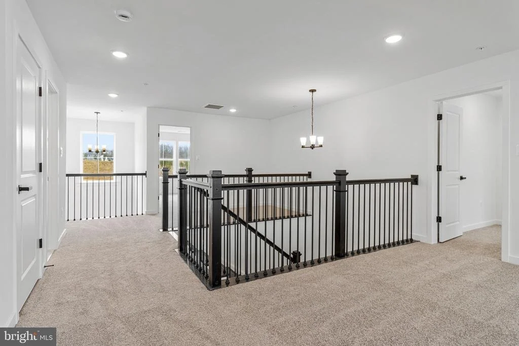 Photo of 2000 ARAM DRIVE