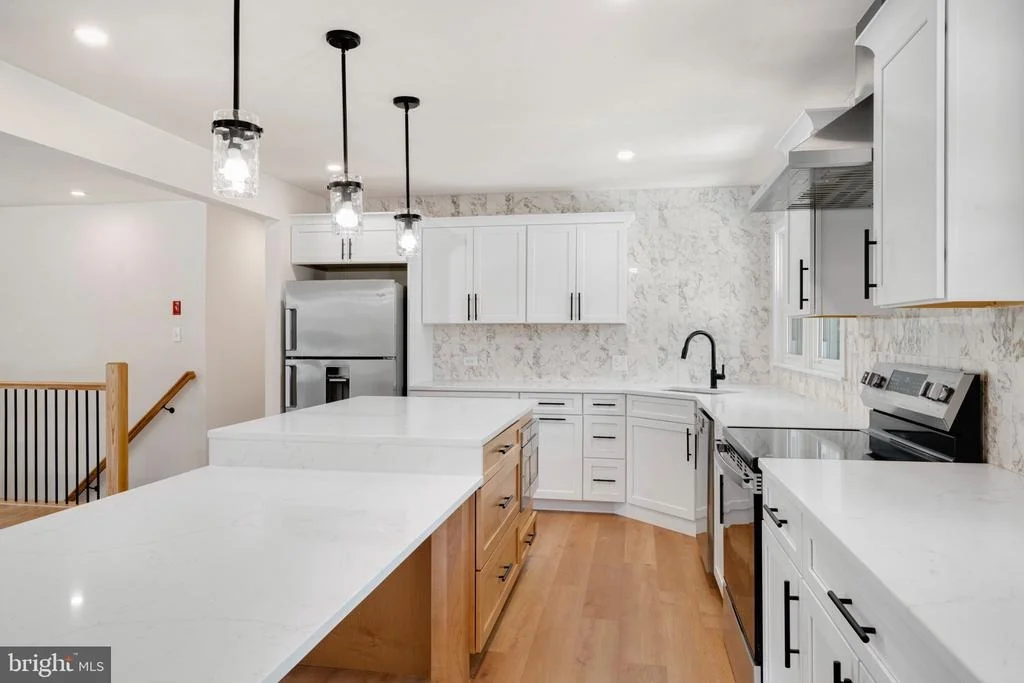 Photo of 615 TANEY AVENUE