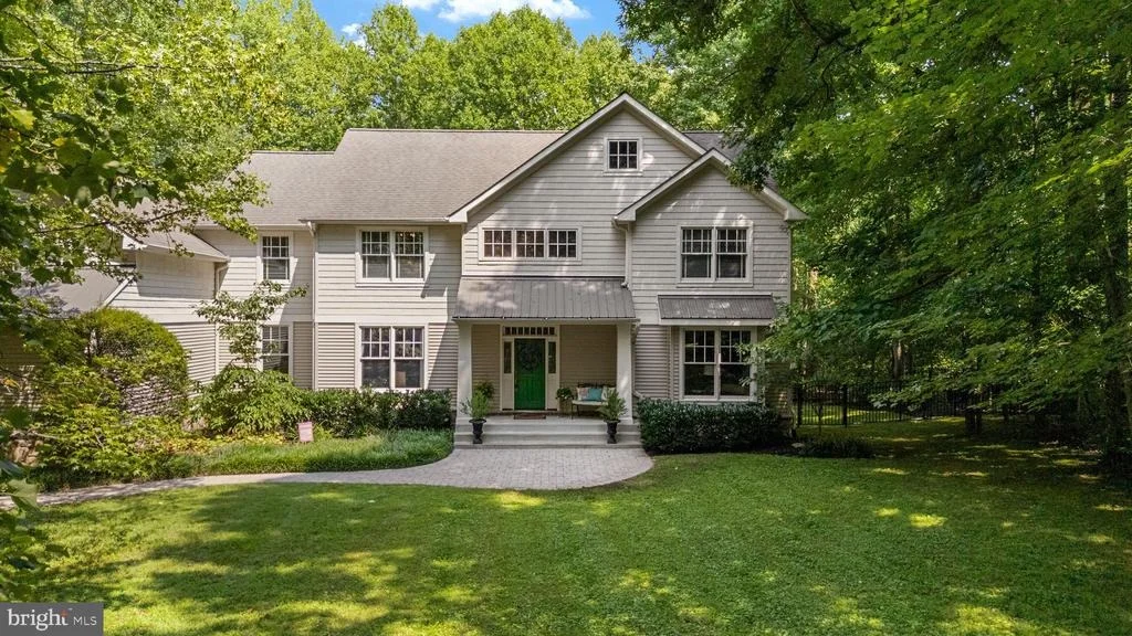 Photo of 5223 GRENOCK DRIVE