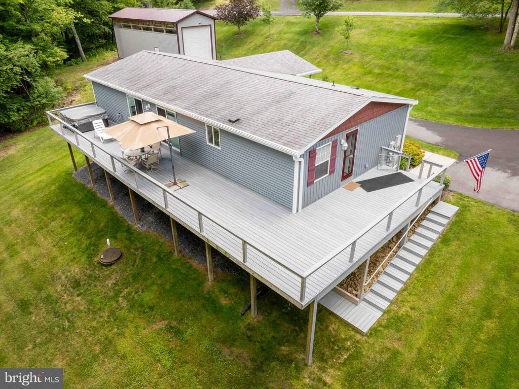 Photo of 511 HILLTOP ROAD