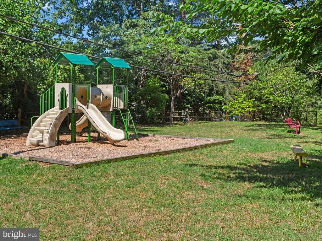 Photo of 1153 HAMPTON ROAD