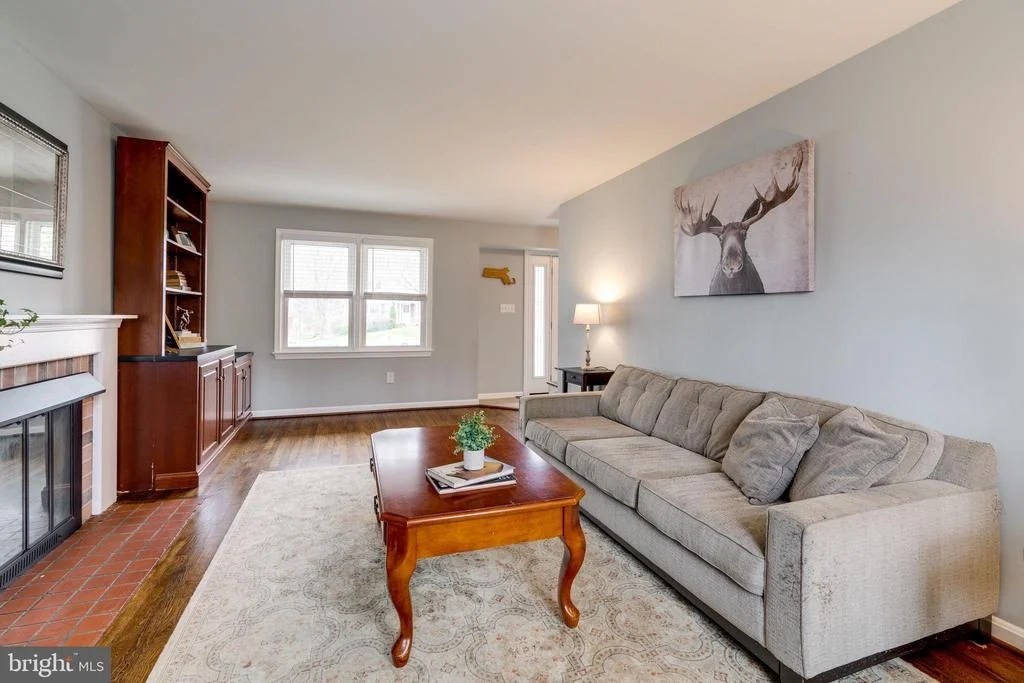 Photo of 6810 HUNTSMAN BOULEVARD