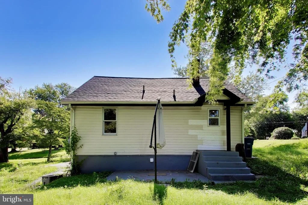 Photo of 16008 BATSON ROAD