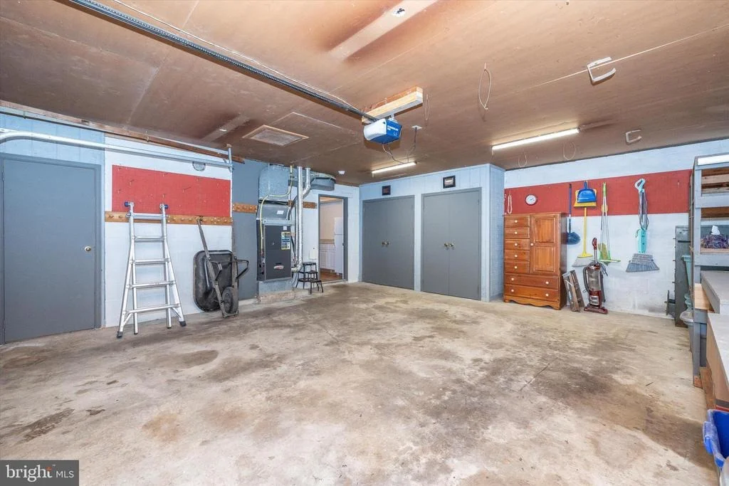 Photo of 8623 PINECLIFF DRIVE