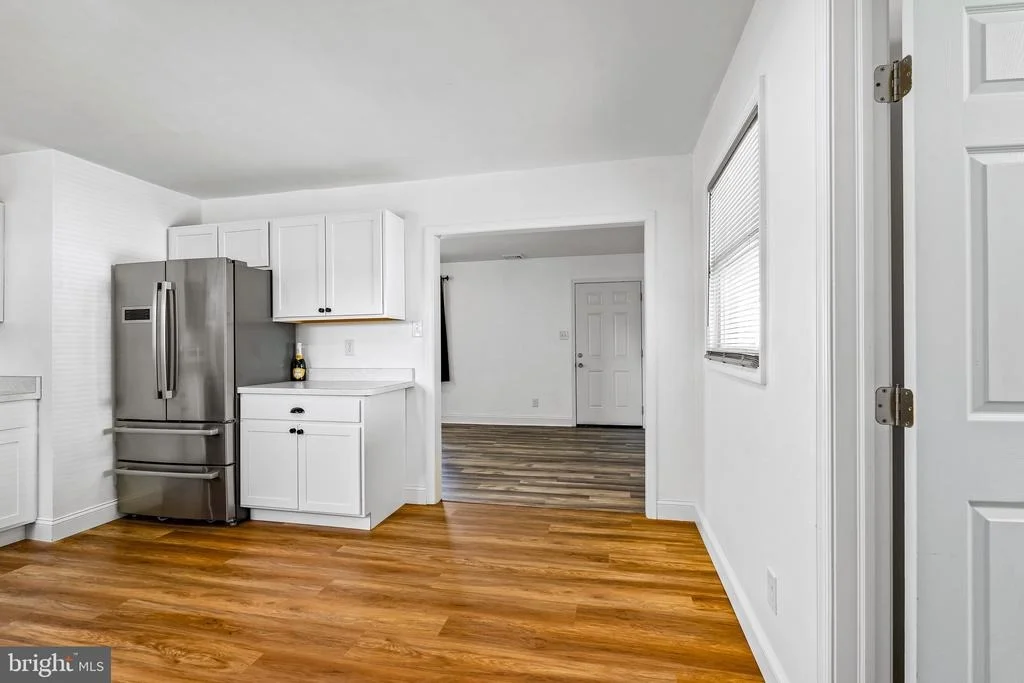 Photo of 9 LEEDOM ROAD