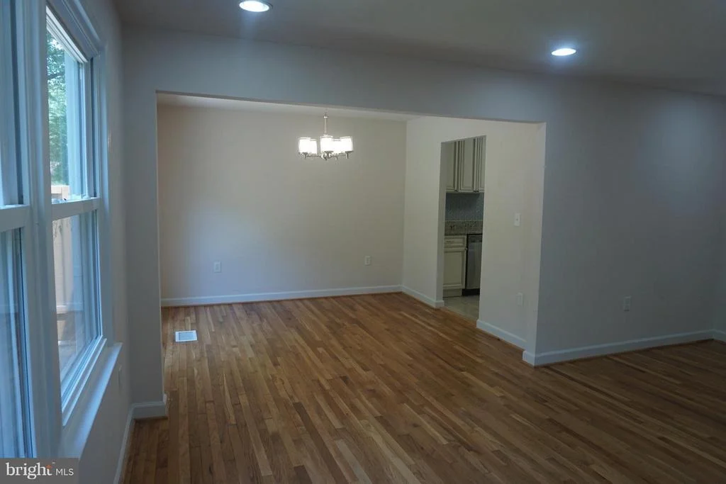 Photo of 8404 MAGNOLIA DRIVE